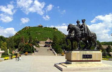 Hohhot Travel Guide - Hohhot Attractions